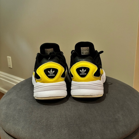 Adidas running shoes - Picture 2 of 4
